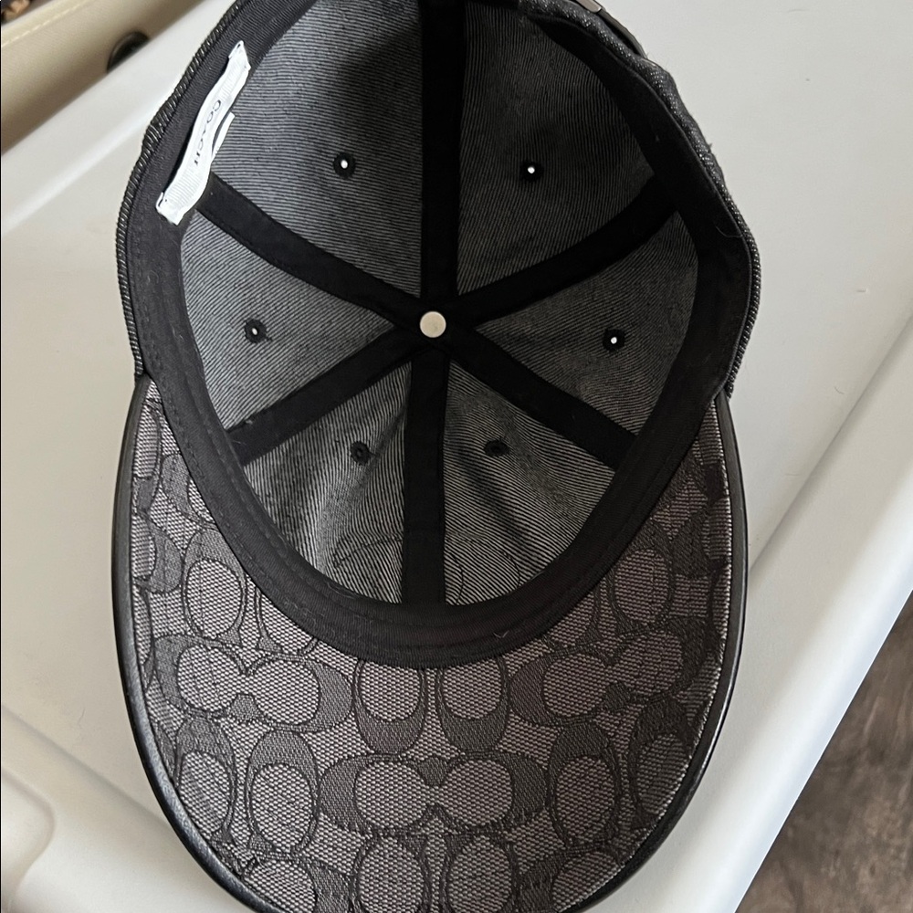 Coach Black Cap with Leather Brim - Picture 3 of 3